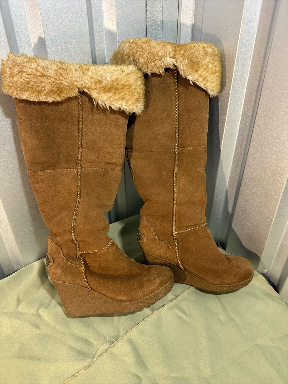 Bearpaw Tall Wedge Boots Brown Faux Fur Lined Women's Size 9